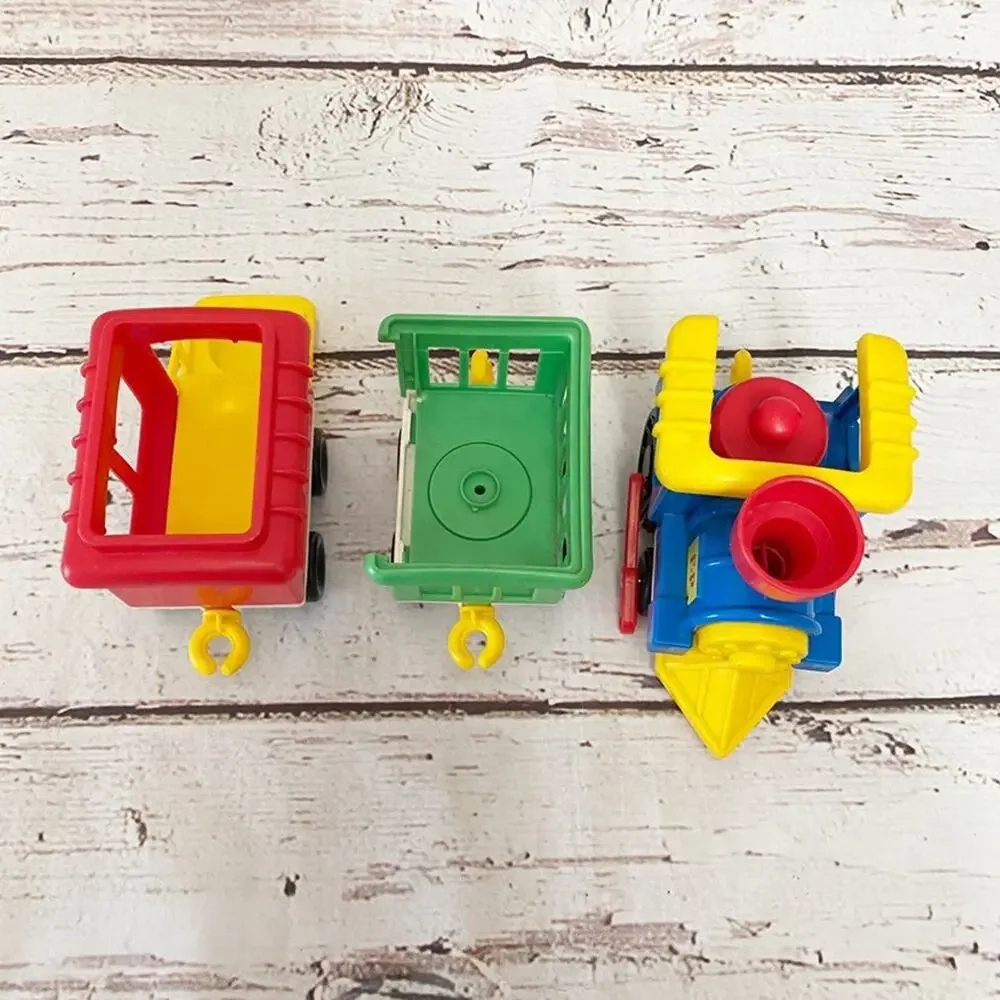 FISHER-PRICE LITTLE PEOPLE Vintage 1991 Circus Train Set Engine Cars 2 Figures